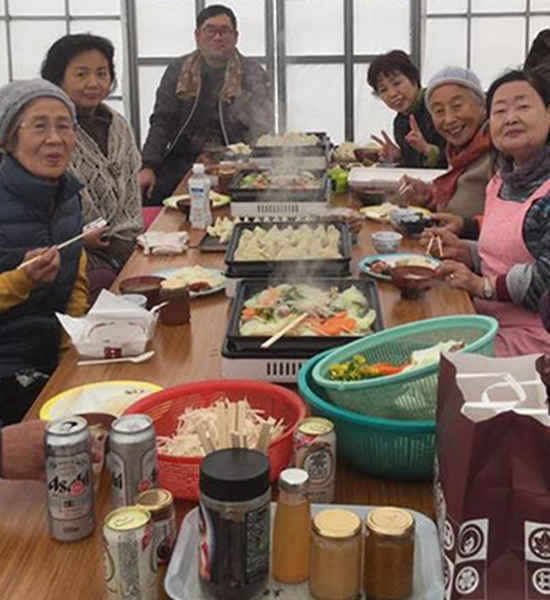 Picnic with Sake at Abe Noen Farm