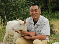 Motohiro Seki of Nanakusa farm