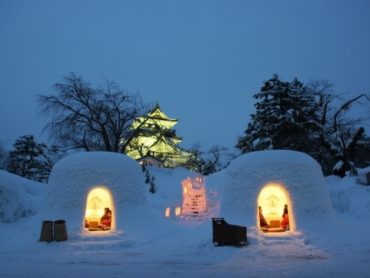 横手雪まつりかまくら